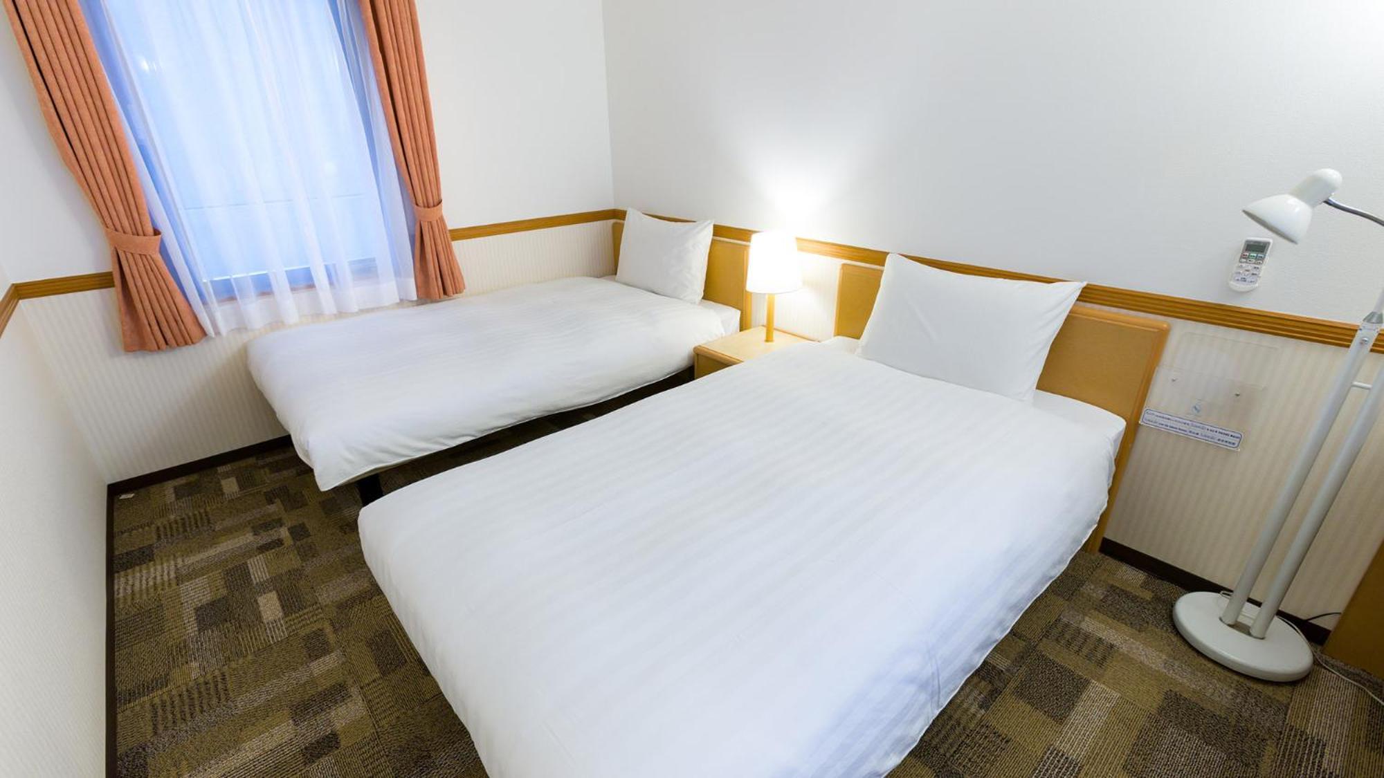 Toyoko Inn Kagoshima Chuo Eki Nishi Guchi Habitación foto