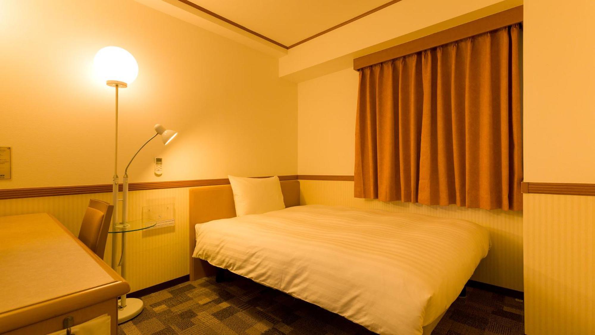 Toyoko Inn Kagoshima Chuo Eki Nishi Guchi Habitación foto